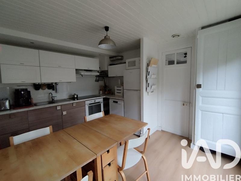 Maison - 99 m² - 5 pièces