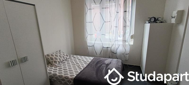 Chambre - 11 m² - 1 pièce