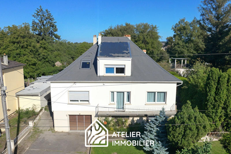 Maison - 176 m² - 8 pièces