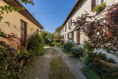 Maison - 192 m² - 5 pièces