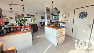 Maison - 122 m² - 6 pièces