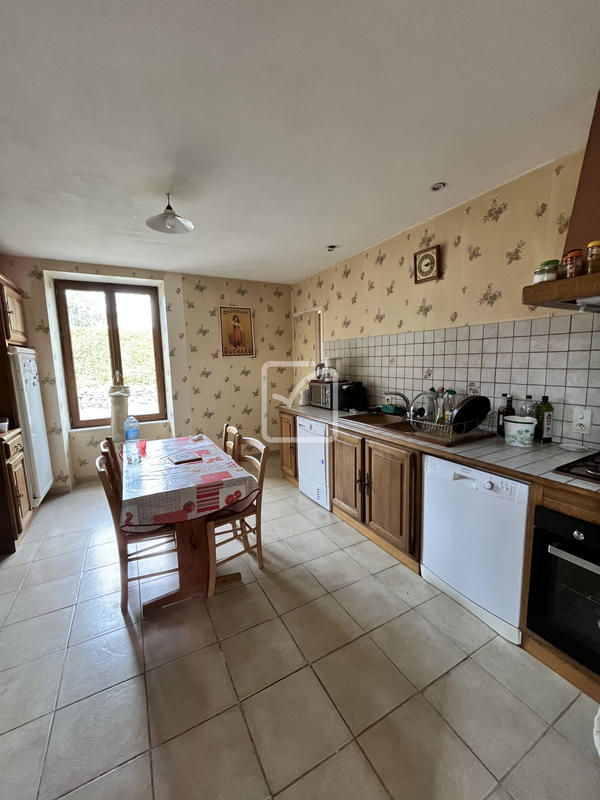 Maison - 110 m² - 6 pièces