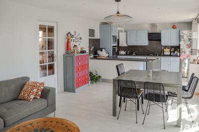 Appartement - 70 m² - 3 pièces