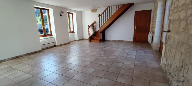 Maison - 102 m² - 4 pièces