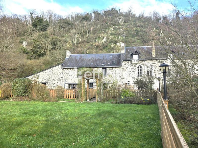 Longère - 284 m² - 12 pièces