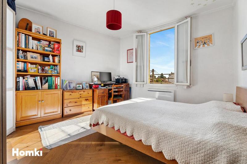 Appartement - 85 m² - 4 pièces