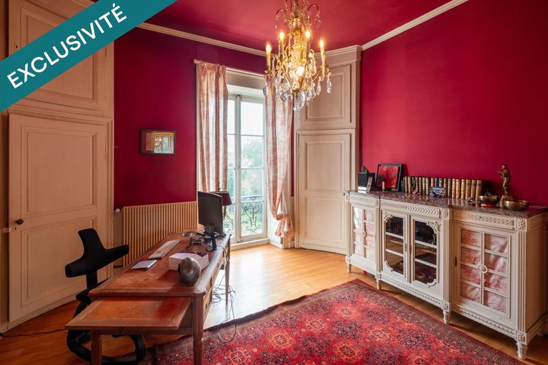 Château - 337 m² - 10 pièces