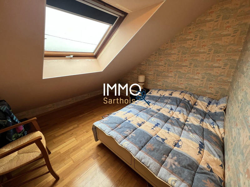 Maison - 183 m² - 11 pièces