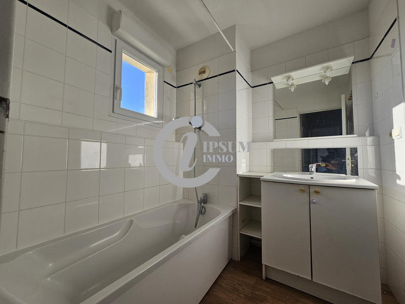 Duplex - 77 m² - 4 pièces