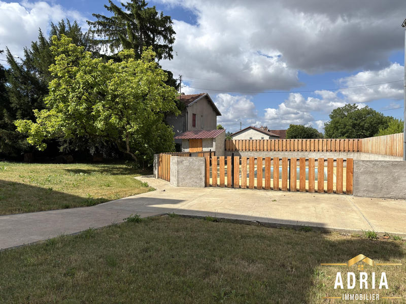 Maison - 323 m² - 10 pièces