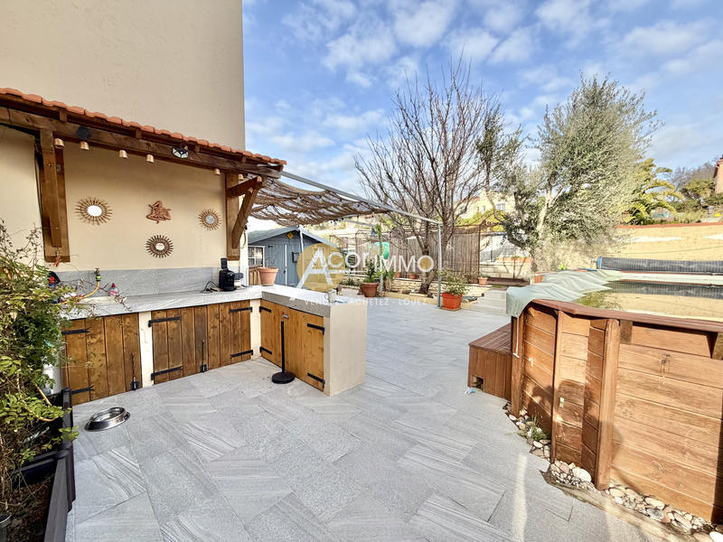 Maison - 82 m² - 4 pièces