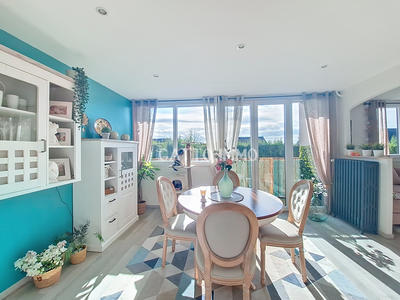 Appartement - 80 m² - 5 pièces