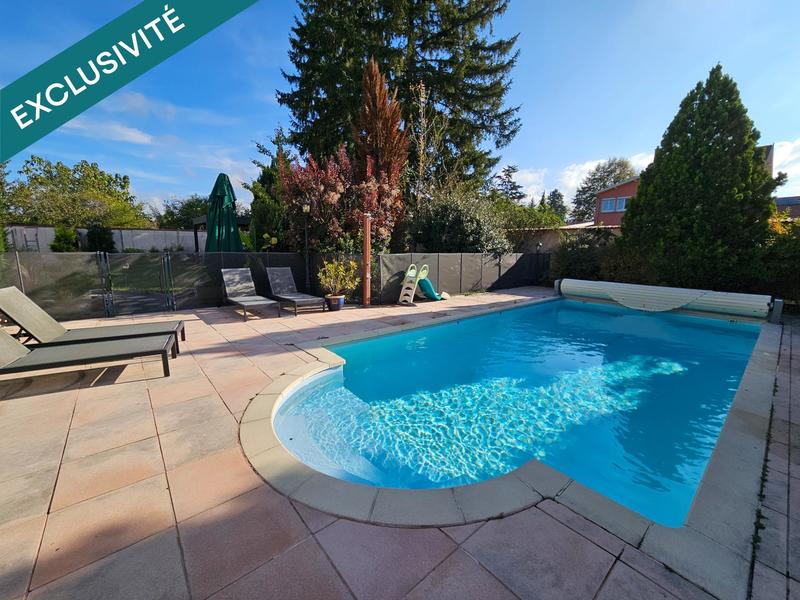 Maison - 220 m² - 9 pièces