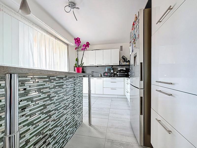 Appartement - 119 m² - 4 pièces