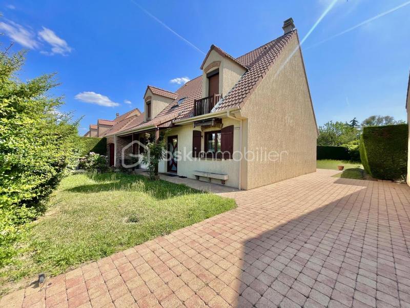 Maison - 135 m² - 7 pièces