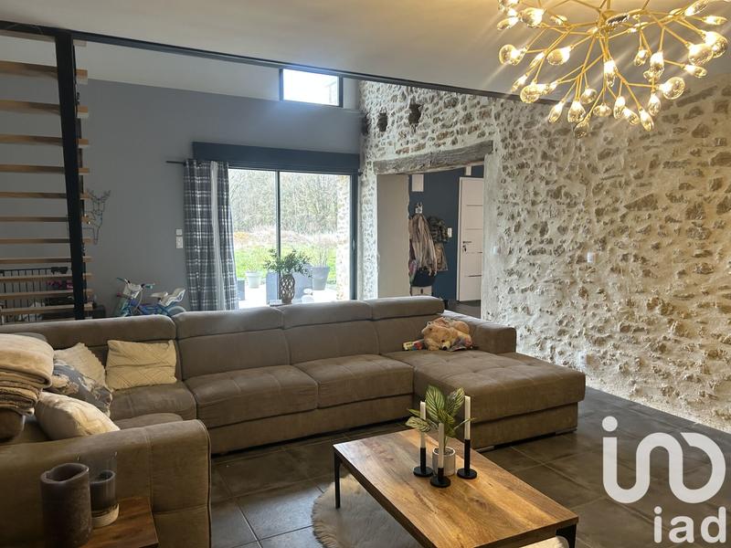 Maison - 217 m² - 7 pièces