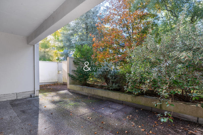 Appartement - 96 m² - 4 pièces