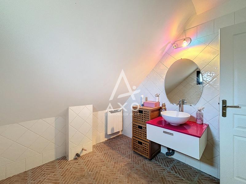 Maison - 122 m² - 4 pièces