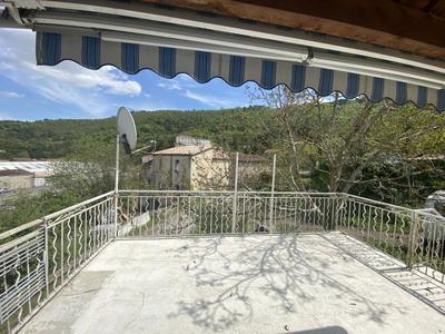 Maison de village - 91 m² - 4 pièces