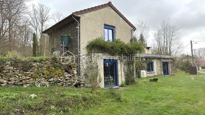 Propriété - 131 m² - 6 pièces