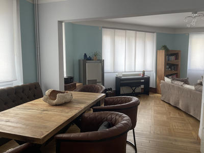 Maison - 190 m² - 8 pièces