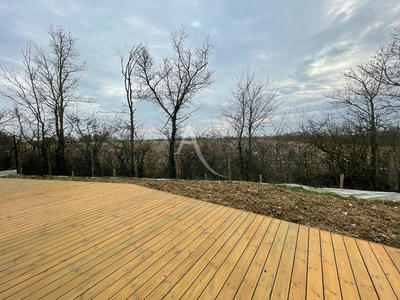 Maison - 95 m² - 4 pièces