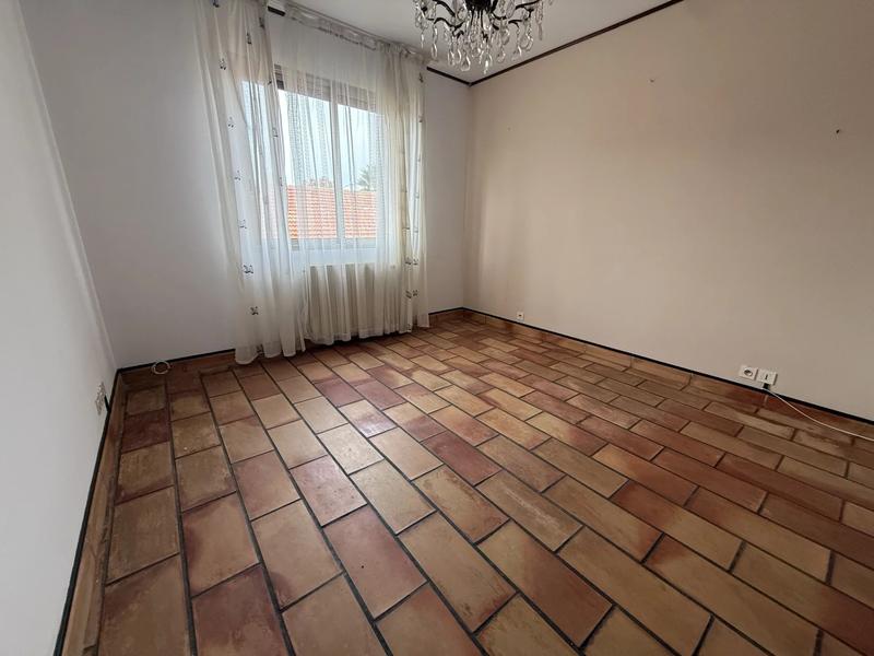 Maison - 184 m² - 5 pièces