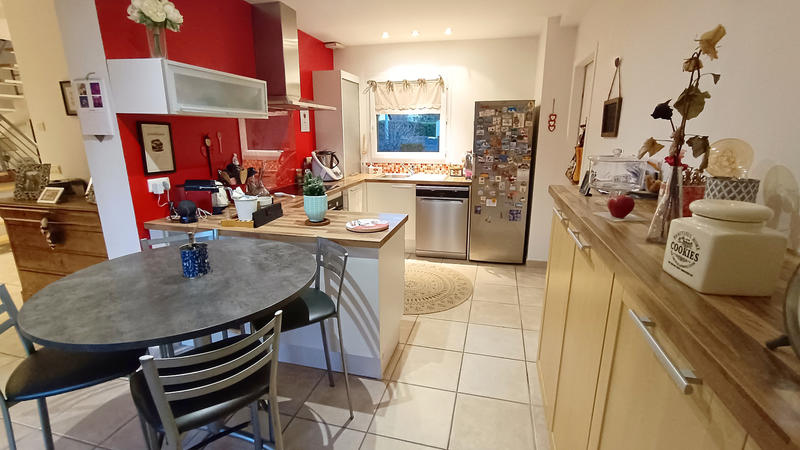 Maison - 149 m² - 6 pièces