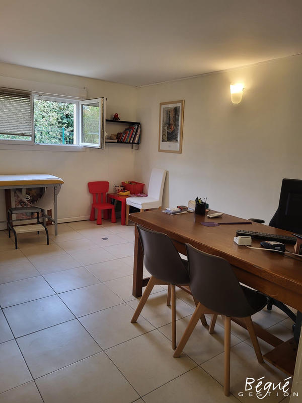 Local d'activités - 16 m²