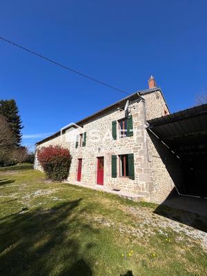 Maison - 240 m² - 9 pièces
