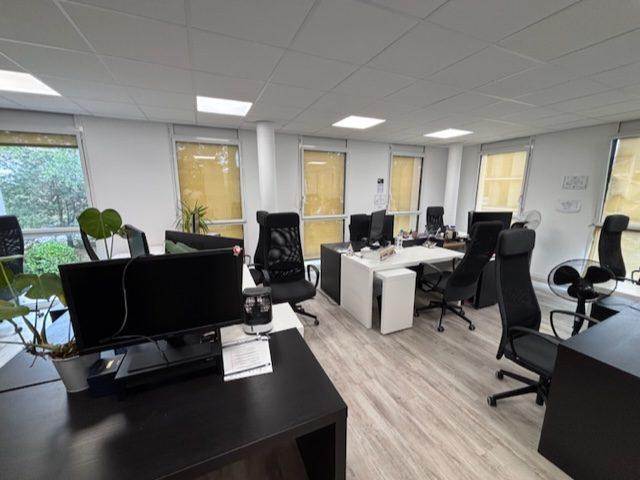 Bureau - 205 m²