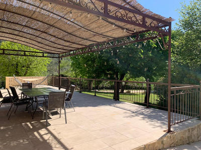 Mas - 350 m² - 14 pièces