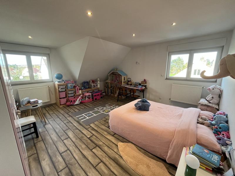 Maison - 137 m² - 6 pièces