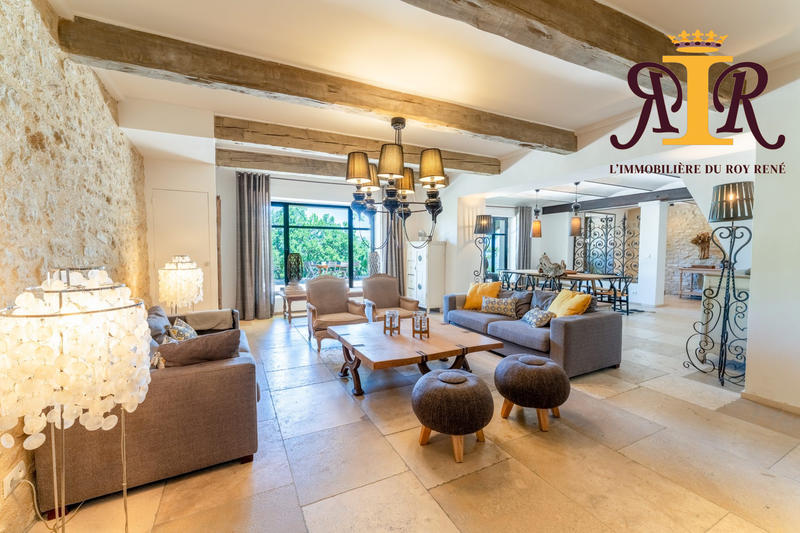 Bastide - 450 m² - 12 pièces