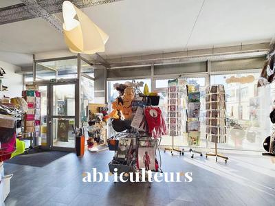 Fonds de commerce - 108 m²
