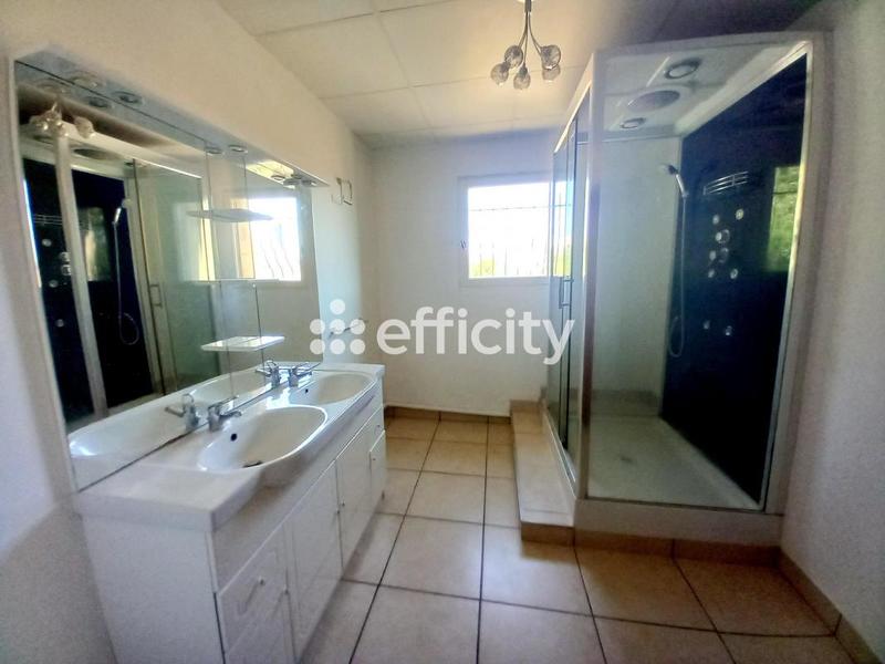 Maison - 146 m² - 7 pièces