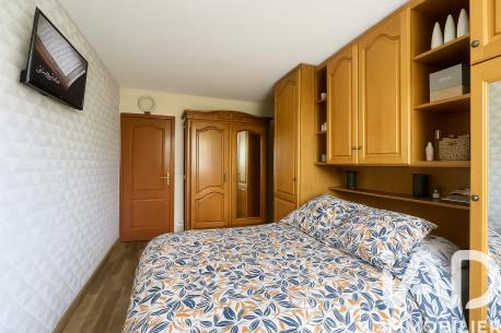 Appartement - 77 m² - 4 pièces