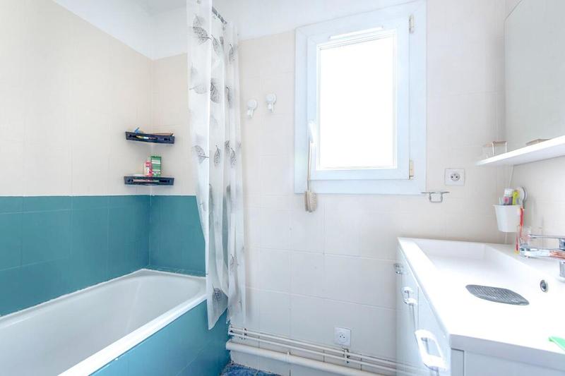 Villa - 90 m² - 5 pièces