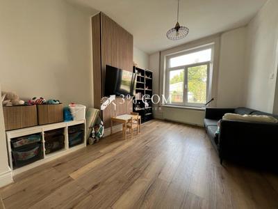 Maison - 85 m² - 5 pièces