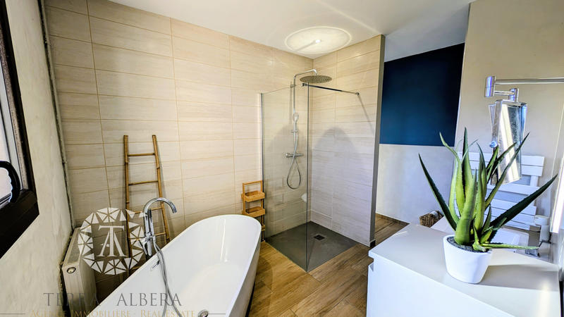 Villa - 165 m² - 5 pièces