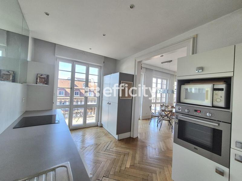 Appartement - 104 m² - 4 pièces