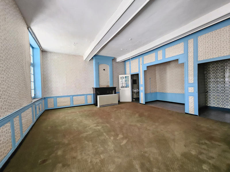 Maison - 280 m² - 10 pièces