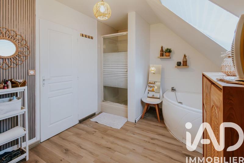 Maison - 136 m² - 6 pièces