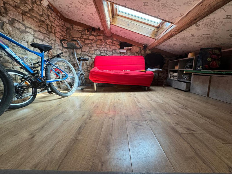 Maison - 90 m² - 6 pièces