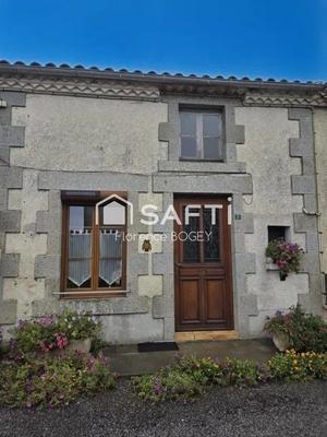 Maison - 270 m² - 8 pièces