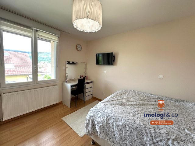 Maison - 170 m² - 6 pièces