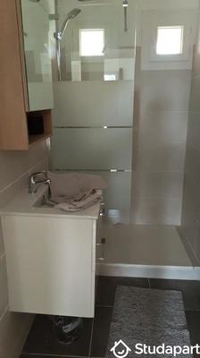 Chambre - 9 m² - 1 pièce