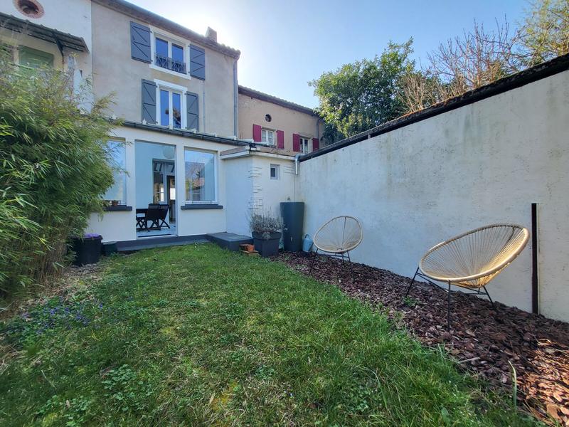 Maison de village - 163 m² - 7 pièces