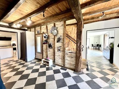 Maison - 190 m² - 5 pièces