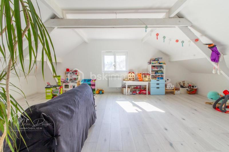 Maison - 105 m² - 5 pièces